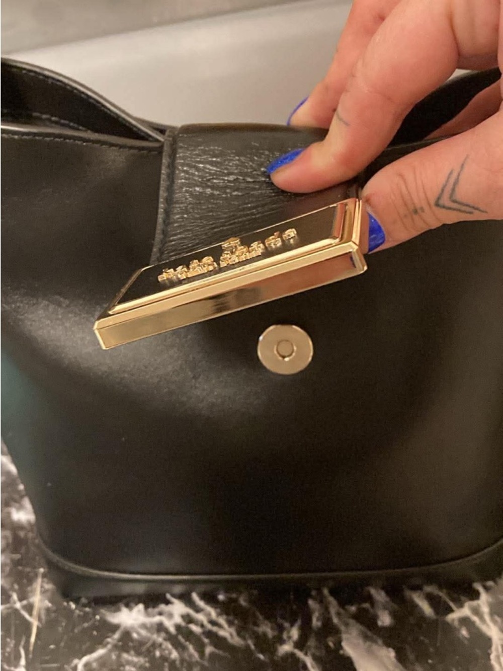 kate spade Black Leather Bucket Shoulder Bag with Gold Plaque and unbranded bag - Picture 3 of 5